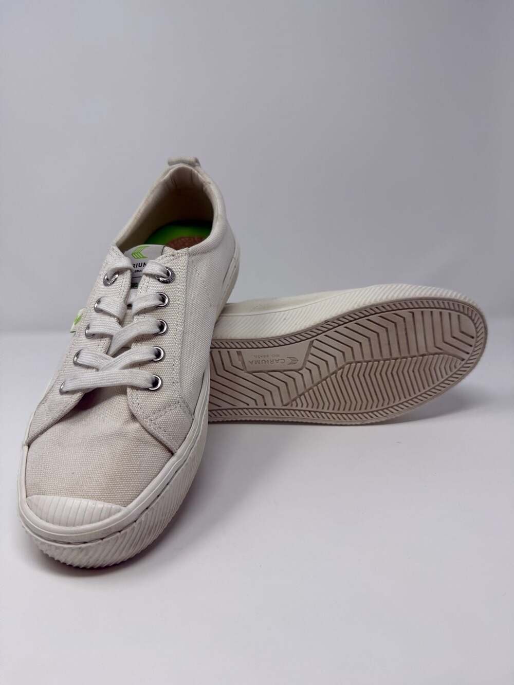 Cariuma OCA Low Off-White Canvas Sneakers eco friendly casual